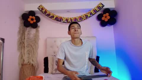 amelialoveace online show from October 30, 2025, 4:08 pm