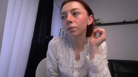 Amelia   online show from April 12, 2026, 2:22 pm