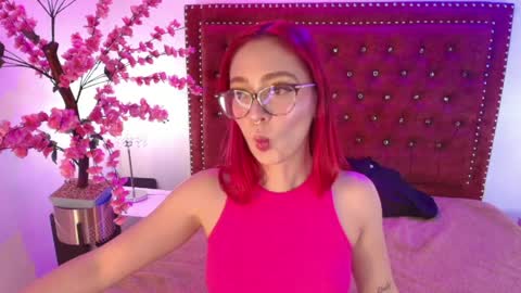 Snapshot of amelie_adamsx chatting on May 8, 2026, 11:26 am Amelie online show from May 8, 2026, 11:26 am