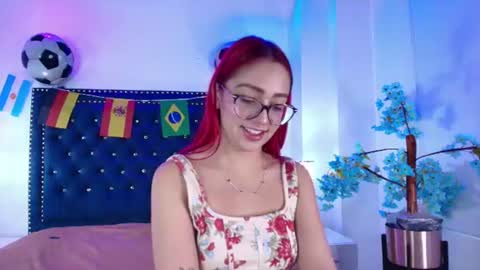 Snapshot of amelie_adamsx chatting on July 16, 2026, 11:05 am Amelie online show from July 16, 2026, 11:05 am