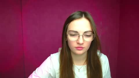 Amelie online show from December 3, 2024, 6:15 am