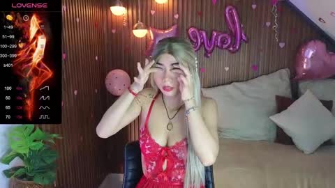 Snapshot of amelieaxie chatting on February 15, 2025, 3:42 am Isabella online show from February 15, 2025, 3:42 am