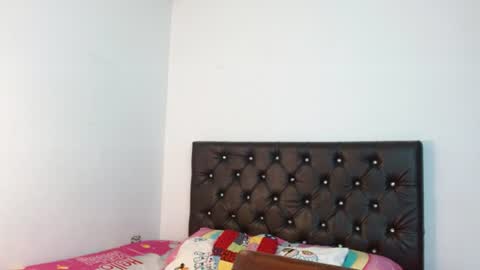 Snapshot of ameliejoness_ chatting on July 15, 2026, 9:09 pm Ameliejoness online show from July 15, 2026, 9:09 pm