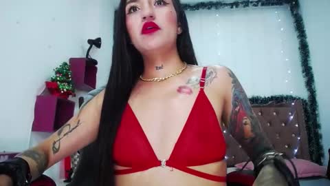 AMELIEROUS .. see you tomorrow  kisses online show from December 31, 2024, 9:39 pm