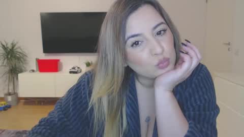 Snapshot of ameliesander chatting on December 13, 2024, 3:05 am ameliesander online show from December 13, 2024, 3:05 am