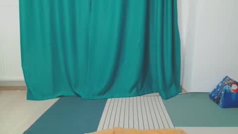 Snapshot of ameliesander chatting on February 5, 2026, 11:42 pm ameliesander online show from February 5, 2026, 11:42 pm