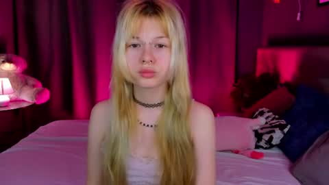 Snapshot of ameliia_backer chatting on June 11, 2026, 2:00 am Amelia online show from June 11, 2026, 2:00 am