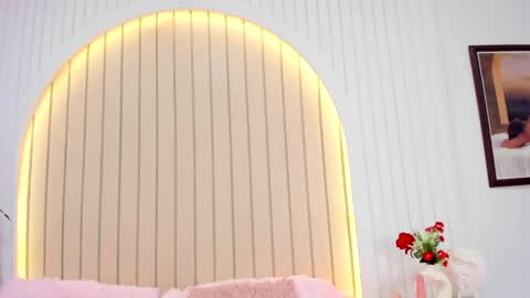 Amelia online show from February 24, 2025, 2:51 am