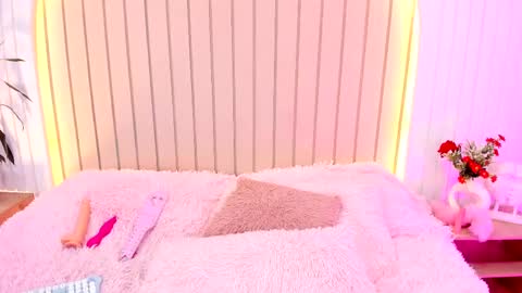 Amelia online show from March 12, 2025, 7:02 am