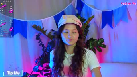 AmeliRoyse online show from September 22, 2025, 5:15 pm