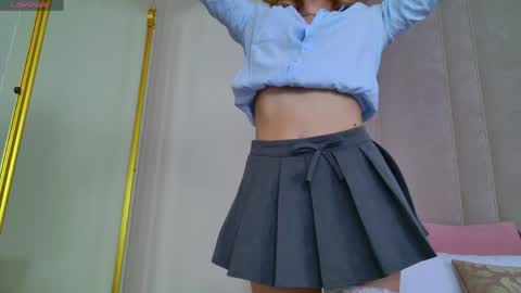 AmeliRoyse online show from April 21, 2026, 5:17 pm