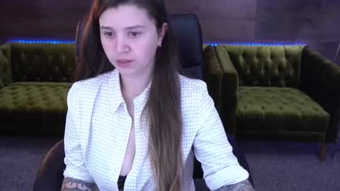 amellymillyy online show from September 14, 2025, 1:32 pm