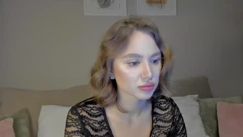 Snapshot of amelydoll18 chatting on September 22, 2025, 4:09 pm Stefa online show from September 22, 2025, 4:09 pm