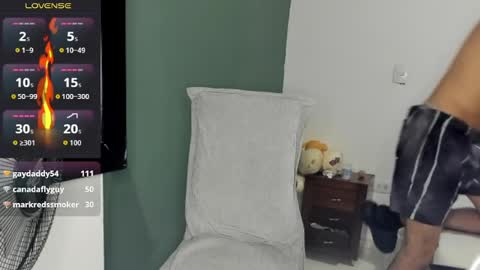 Snapshot of americanbig_dick chatting on April 8, 2026, 4:56 am Lucian online show from April 8, 2026, 4:56 am