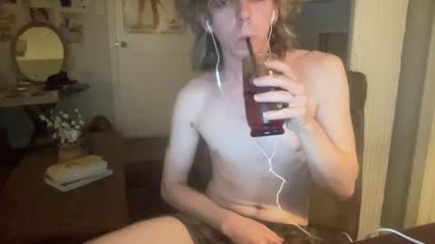 Snapshot of americanclown chatting on April 29, 2026, 2:59 am americanclown online show from April 29, 2026, 2:59 am