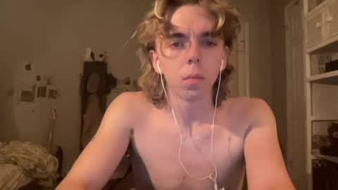 Snapshot of americanclown chatting on July 8, 2026, 3:55 am americanclown online show from July 8, 2026, 3:55 am