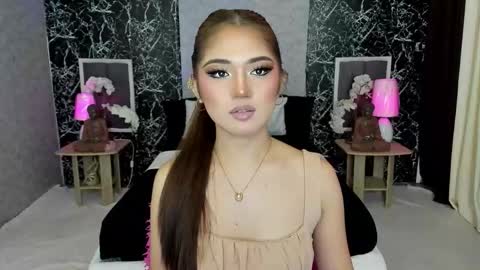 Claire online show from October 28, 2025, 3:43 am