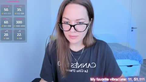 Snapshot of ami_amour_ chatting on June 29, 2026, 11:10 am Hi-hi I am Kate welcome to my sexy room online show from June 29, 2026, 11:10 am