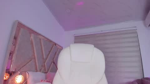 Ami  online show from February 23, 2025, 2:51 am