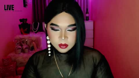 Queen Mireska online show from December 20, 2024, 1:54 pm