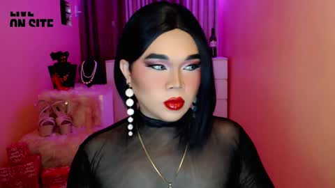 Queen Mireska online show from December 22, 2024, 4:17 pm