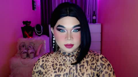 Queen Mireska online show from February 2, 2025, 10:57 am