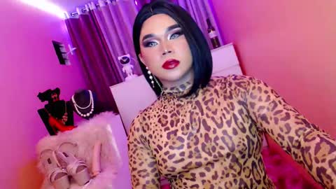 Queen Mireska online show from February 8, 2025, 5:18 pm