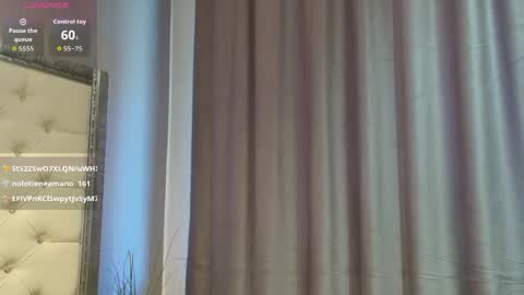 amiellarose online show from April 23, 2026, 12:29 pm