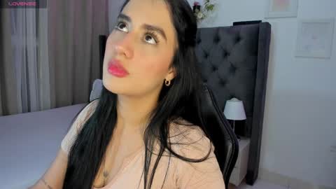 Snapshot of amiirra_ chatting on April 25, 2026, 1:30 am Amira sweet online show from April 25, 2026, 1:30 am