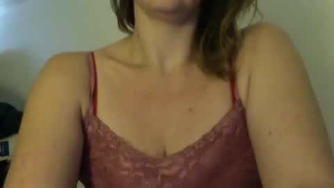 Snapshot of amileamariestar chatting on December 17, 2024, 9:16 pm amileamariestar online show from December 17, 2024, 9:16 pm