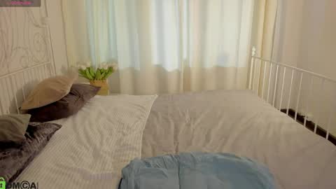 amilia_may online show from April 2, 2026, 8:12 am