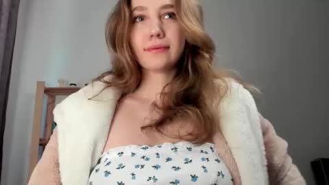 Emily online show from April 21, 2026, 8:31 am