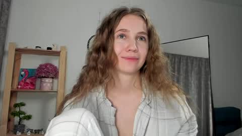 Emily online show from April 29, 2026, 9:24 am