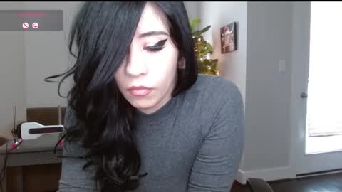 amilust online show from December 11, 2024, 6:42 pm