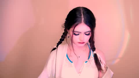 Amina online show from March 10, 2026, 11:32 pm