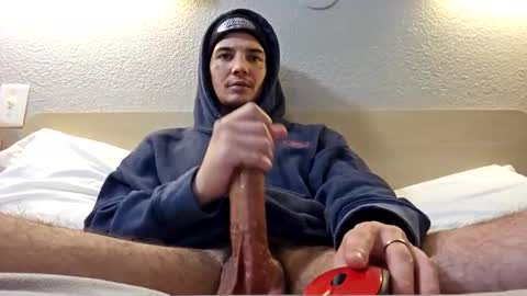 amiri_sweater online show from December 4, 2025, 2:59 pm