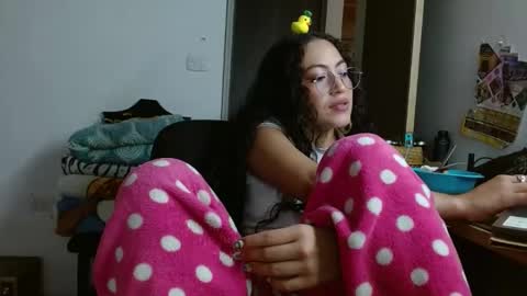 amitlu_ online show from December 1, 2024, 8:20 pm