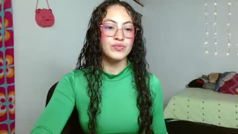 amitlu_ online show from October 20, 2025, 6:08 pm