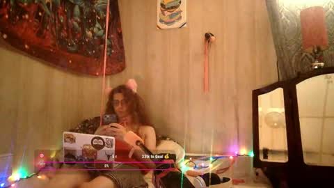 amituist online show from April 18, 2026, 8:07 am