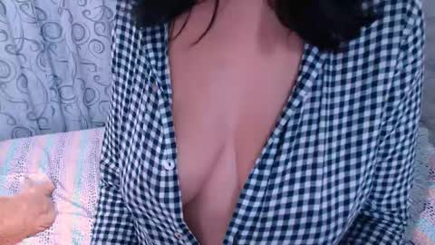 diana online show from December 15, 2024, 4:29 am