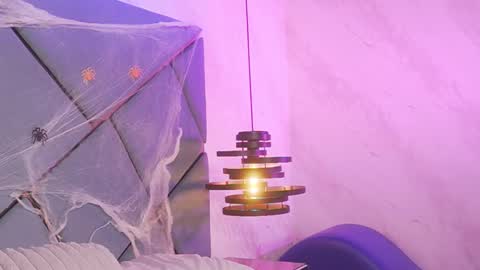 ammy durand online show from October 28, 2025, 7:38 pm