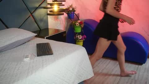 ammy durand online show from April 20, 2026, 6:42 pm