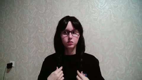 Amomira online show from February 19, 2025, 1:29 am