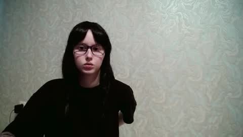 Amomira online show from September 13, 2025, 12:05 pm