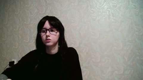 Amomira online show from October 28, 2025, 4:05 am