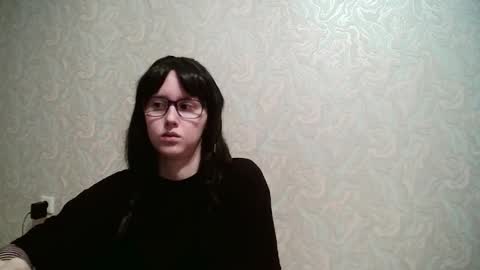 Amomira online show from March 5, 2026, 3:08 pm