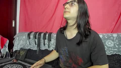 Snapshot of amoneth_xx chatting on November 20, 2025, 7:35 pm Amoneth online show from November 20, 2025, 7:35 pm