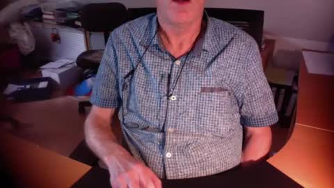 Amor2200 online show from September 9, 2025, 12:48 pm