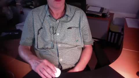 Amor2200 online show from September 11, 2025, 5:13 pm