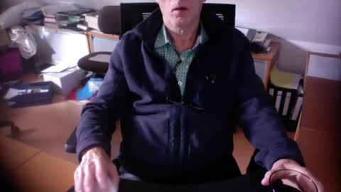 Amor2200 online show from September 16, 2025, 8:37 am